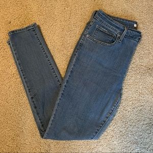 Levi’s 721 light wash Jeans